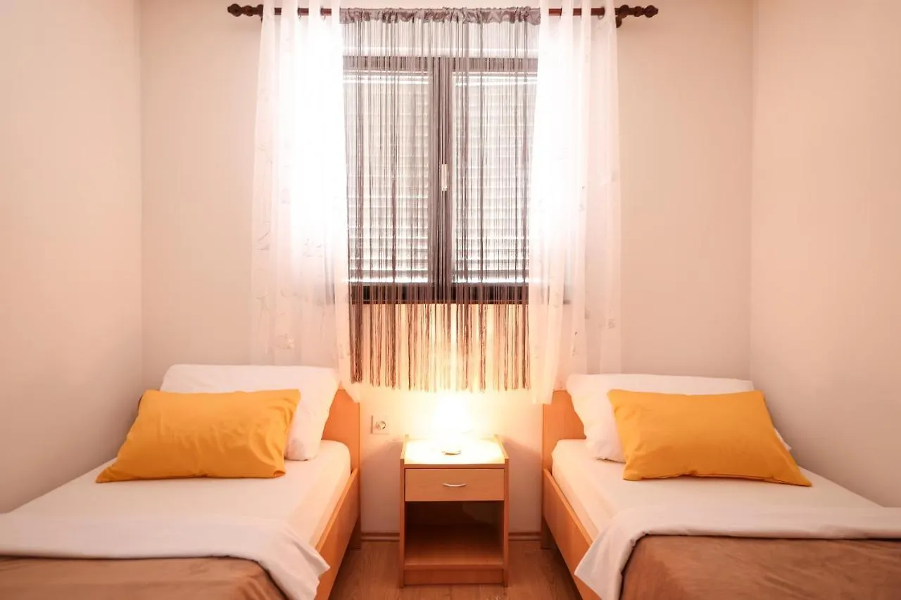 Apartment Danica Vir 0*,  Kroatië
